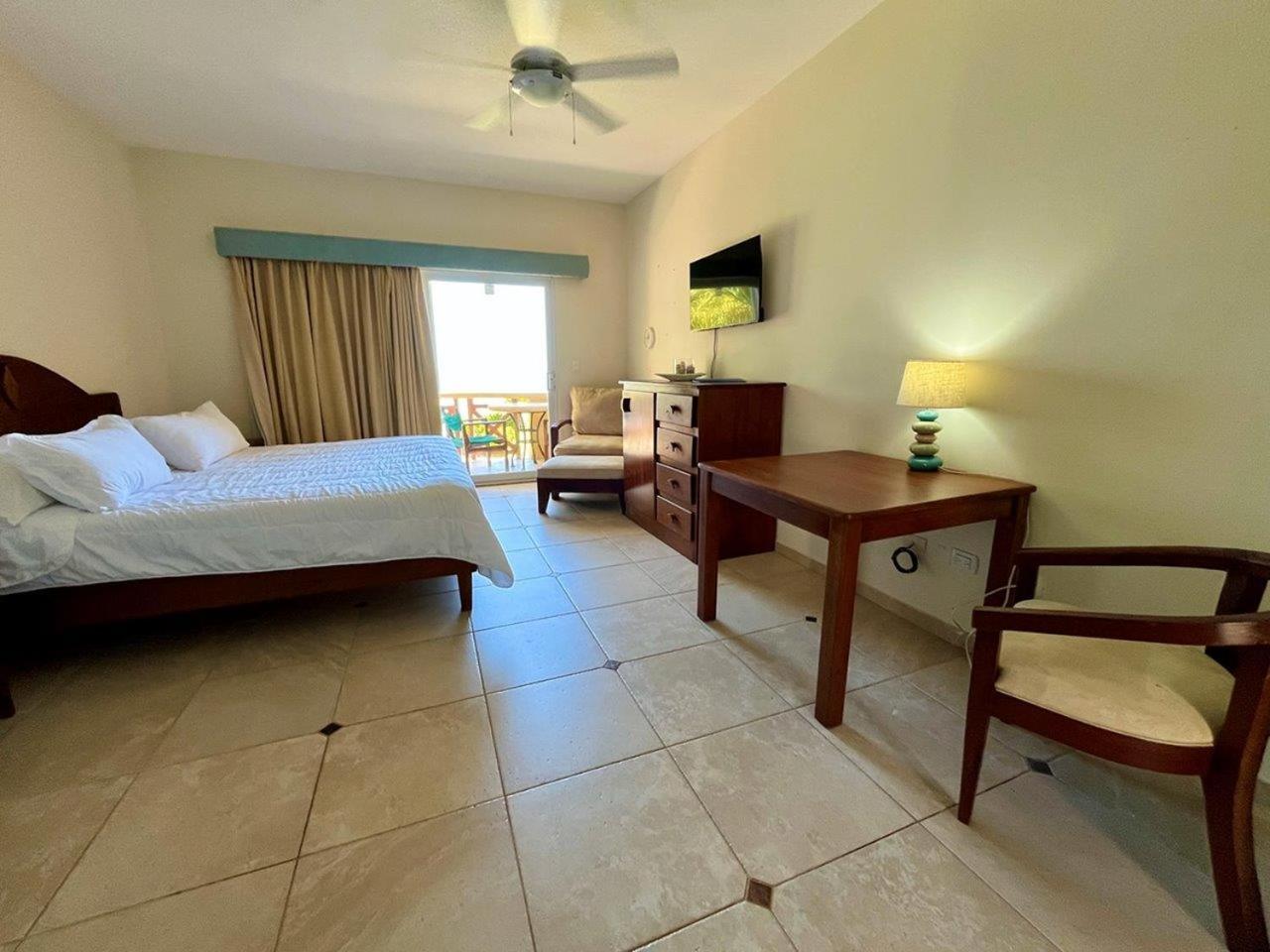 Agualina Kite Hotel Oceanfront Apartments Cabarete Buitenkant foto